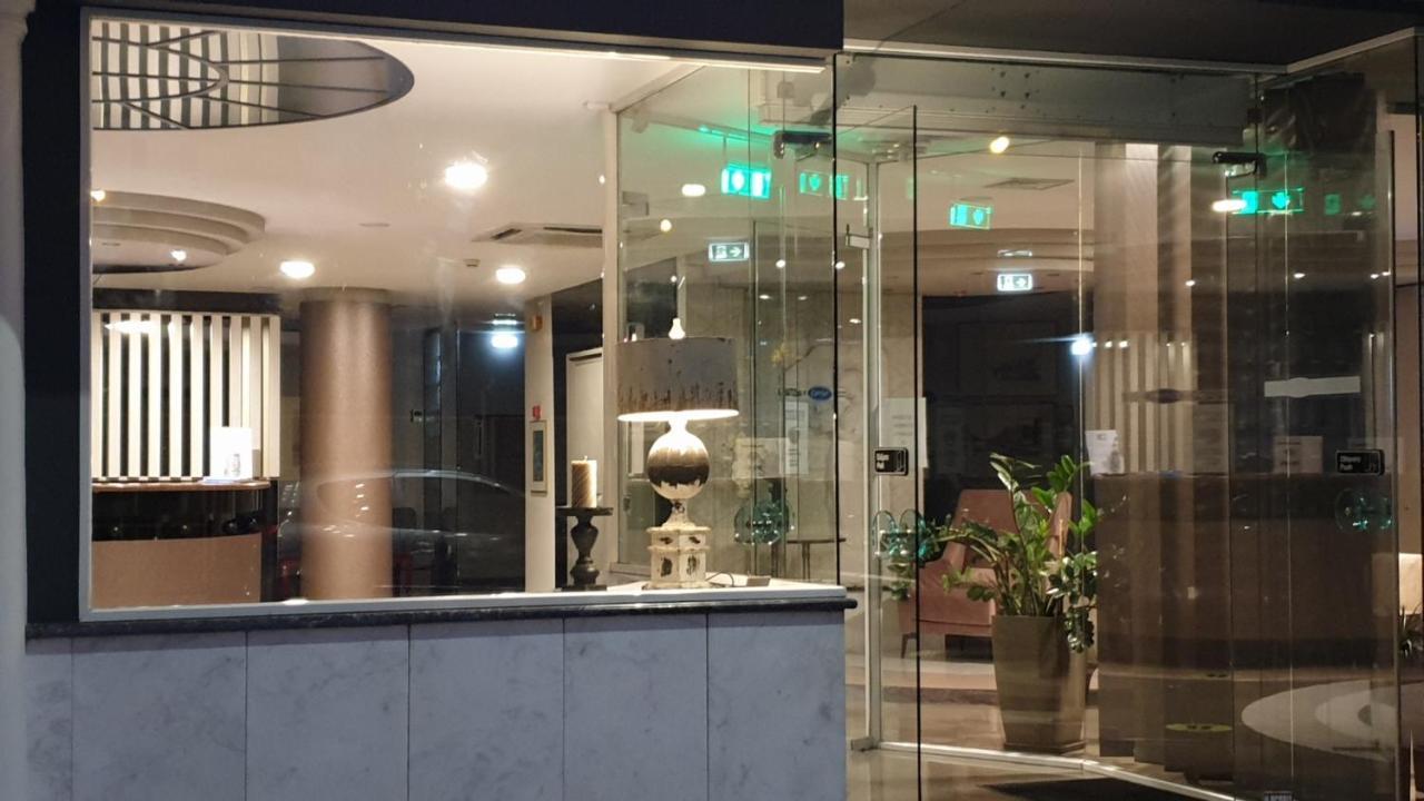 Esperia Hotel Thessaloniki Buitenkant foto