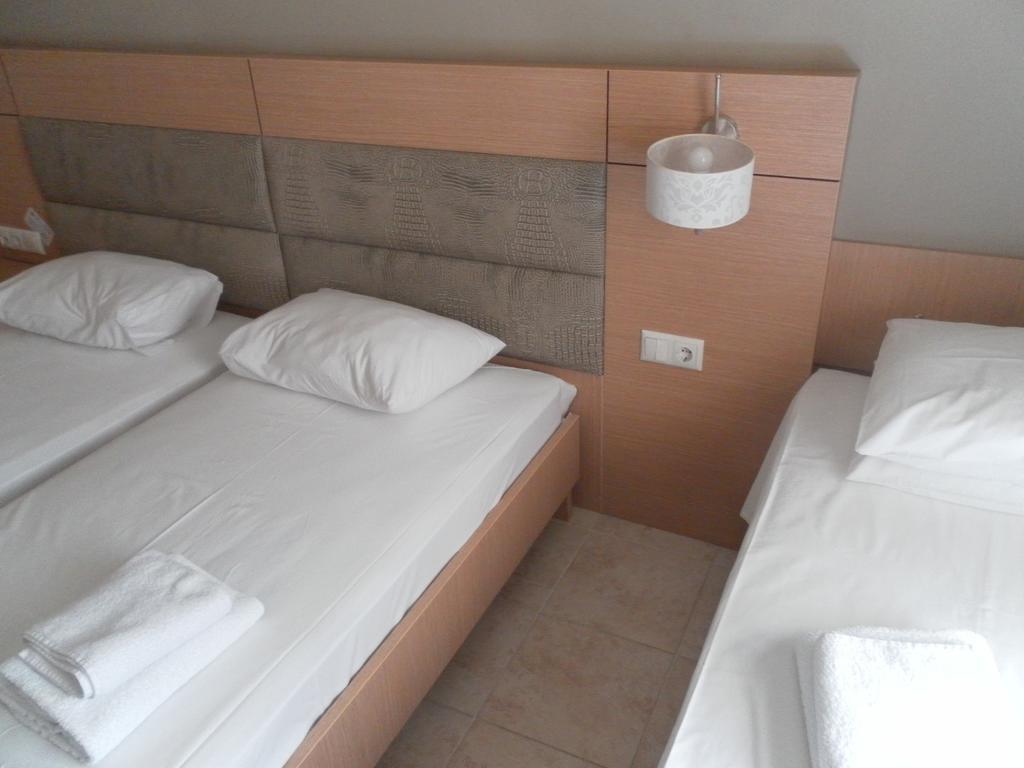 Esperia Hotel Thessaloniki Buitenkant foto