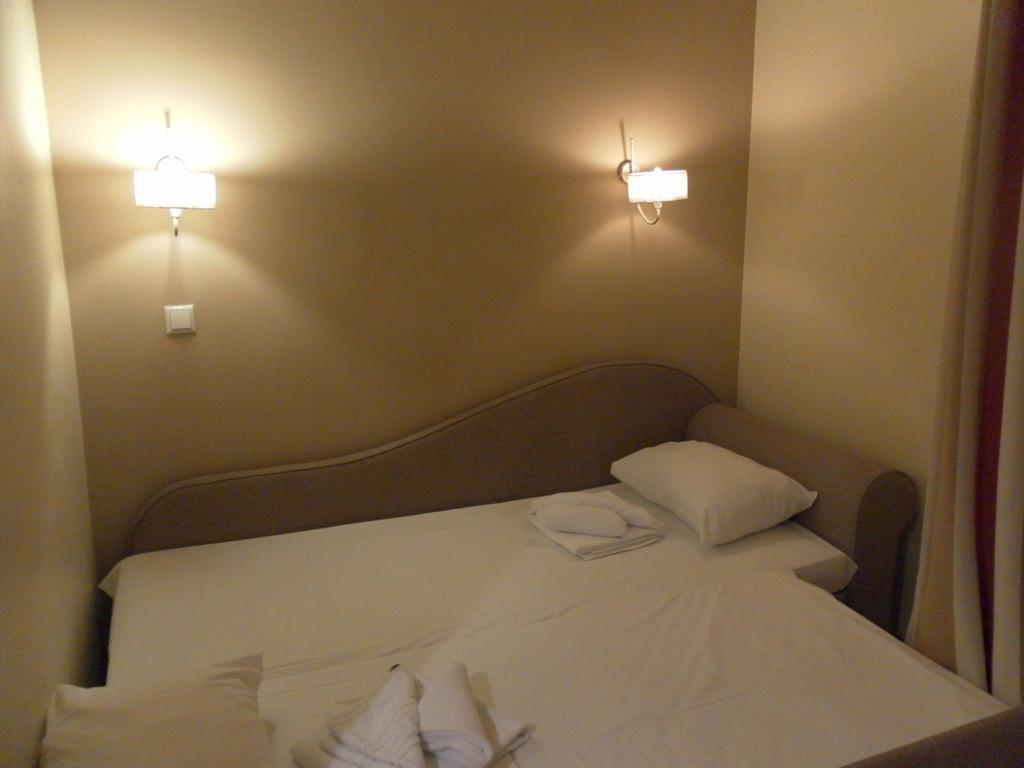 Esperia Hotel Thessaloniki Buitenkant foto