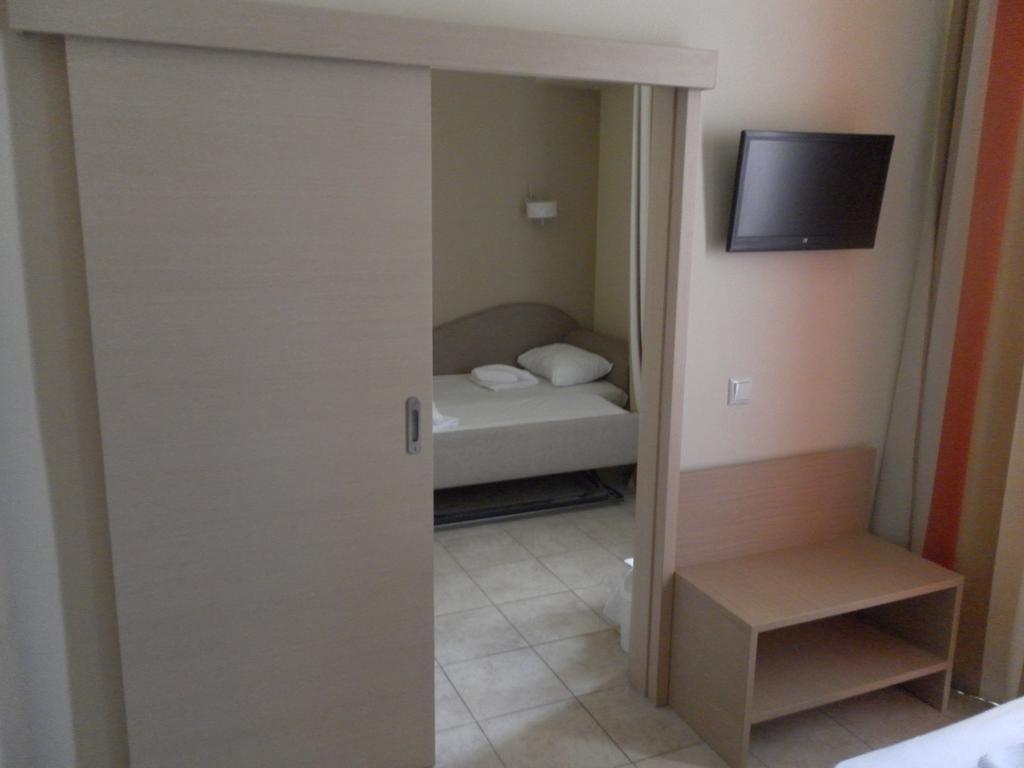 Esperia Hotel Thessaloniki Buitenkant foto