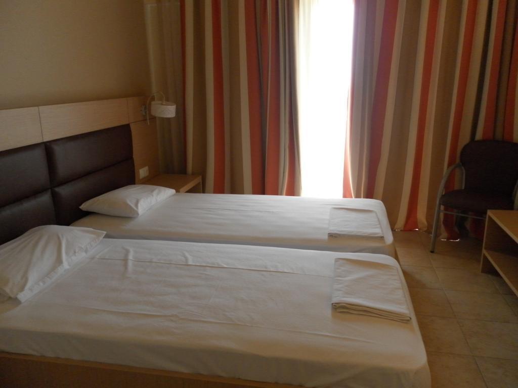 Esperia Hotel Thessaloniki Buitenkant foto