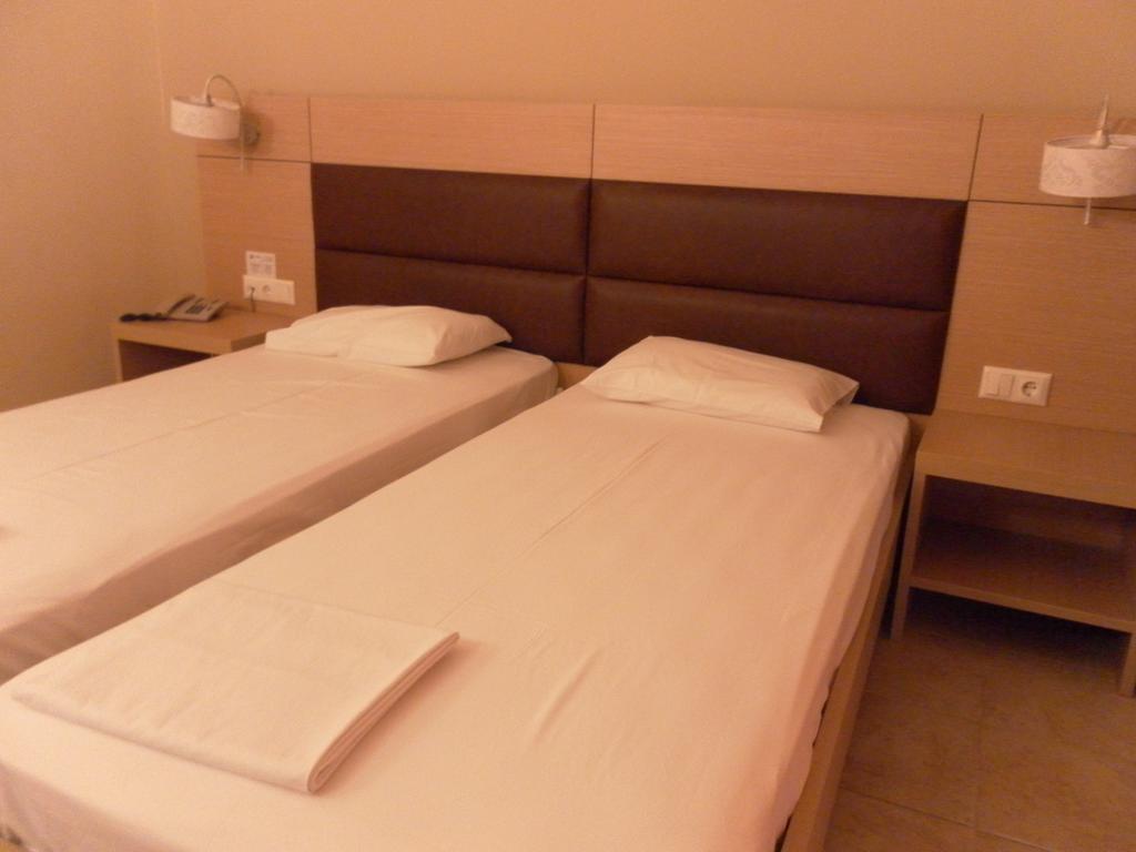 Esperia Hotel Thessaloniki Buitenkant foto