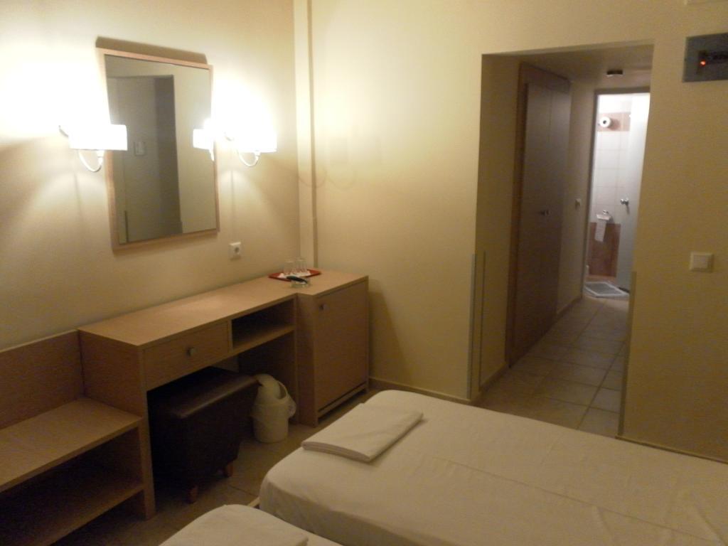 Esperia Hotel Thessaloniki Buitenkant foto